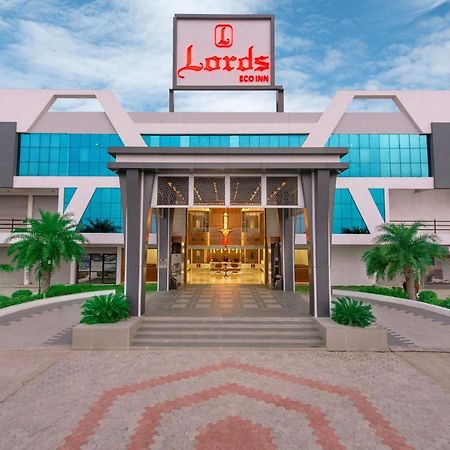 Lords Eco Inn Morbi Εξωτερικό φωτογραφία