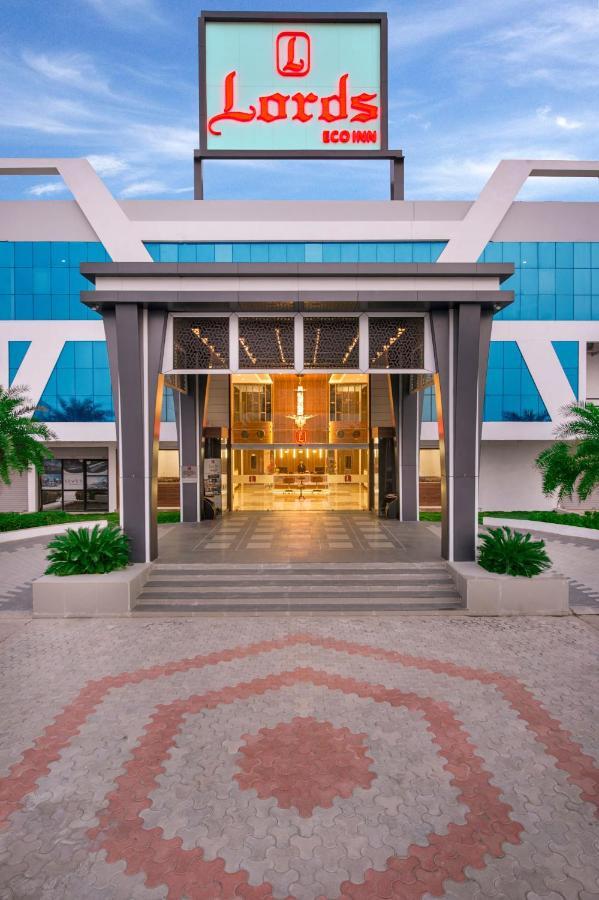 Lords Eco Inn Morbi Εξωτερικό φωτογραφία