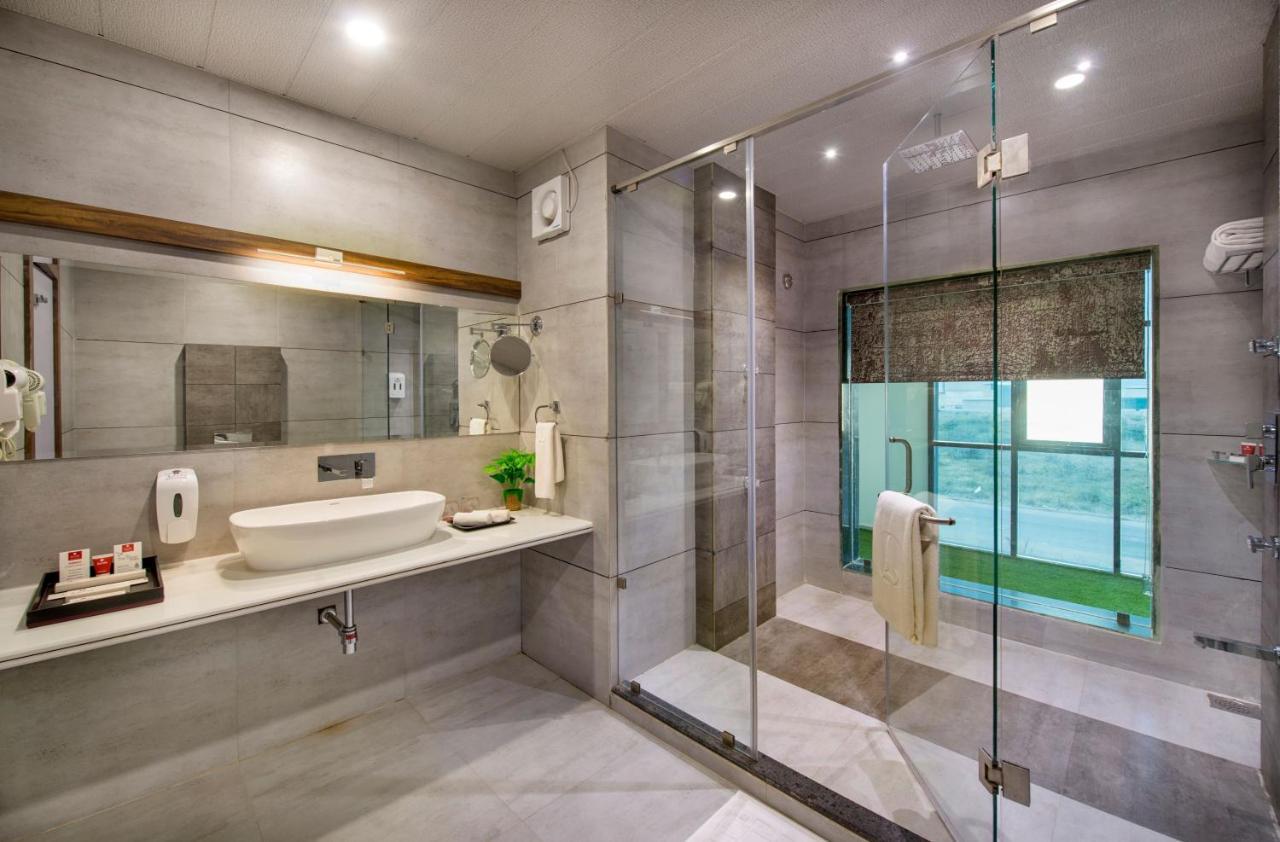 Lords Eco Inn Morbi Εξωτερικό φωτογραφία